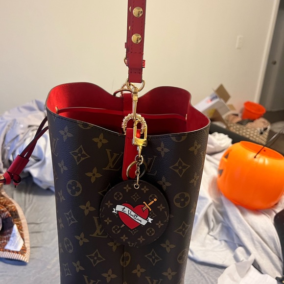 Neonoe new condition - Picture 2 of 7